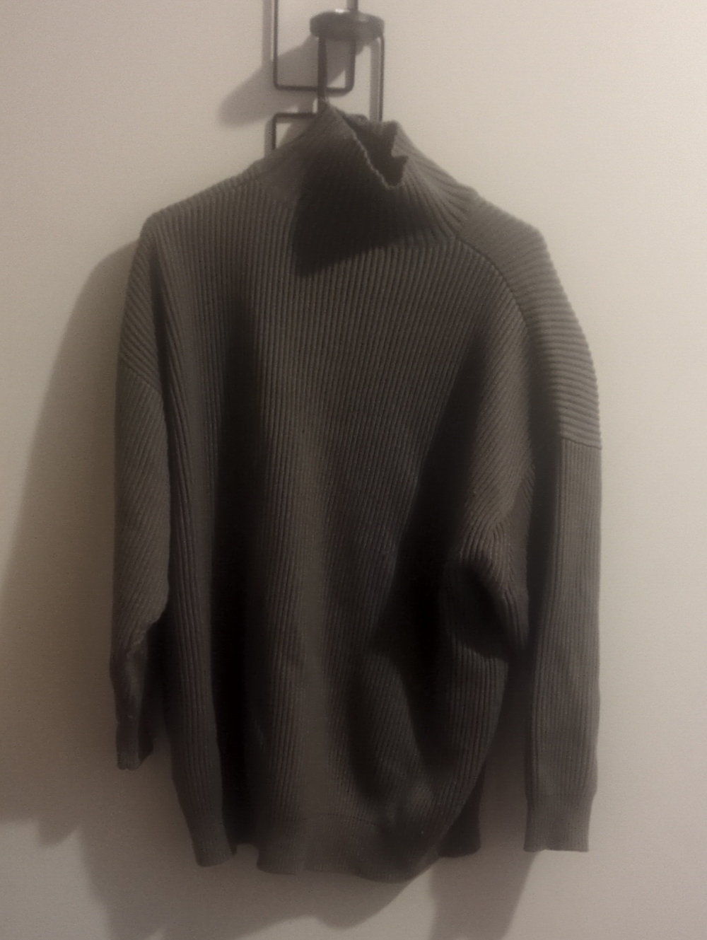 Zara Men's Ribbed Turtleneck Sweater - Gray